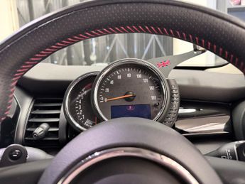 Mini Hatch 2.0 Cooper S Hatchback 3dr Petrol Auto Euro 6 (s/s) (192 ps)