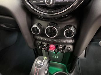 Mini Hatch 2.0 Cooper S Hatchback 3dr Petrol Auto Euro 6 (s/s) (192 ps)