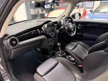 Mini Hatch 2.0 Cooper S Hatchback 3dr Petrol Auto Euro 6 (s/s) (192 ps)