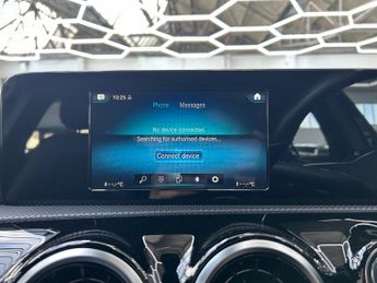 Mercedes-Benz A Class 1.5 A180d Sport Hatchback Diesel 7G-DCT Euro 6 (s/s) (116 ps) 5d
