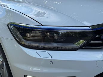 Volkswagen Passat 1.4 TSI GTE Advance Estate 5dr Petrol Plug-in Hybrid DSG Euro 6 