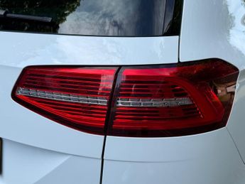 Volkswagen Passat 1.4 TSI GTE Advance Estate 5dr Petrol Plug-in Hybrid DSG Euro 6 