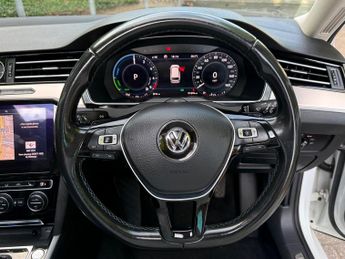 Volkswagen Passat 1.4 TSI GTE Advance Estate 5dr Petrol Plug-in Hybrid DSG Euro 6 