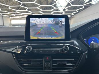 Ford Kuga 2.5 Duratec 14.4kWh ST-Line X Edition SUV Petrol Plug-in Hybrid 