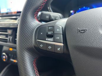 Ford Kuga 2.5 Duratec 14.4kWh ST-Line X Edition SUV Petrol Plug-in Hybrid 
