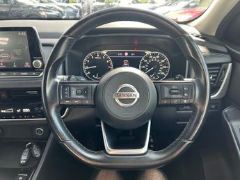 Nissan Qashqai 1.3 DIG-T MHEV Acenta Premium SUV Petrol Hybrid XTRON Euro 6 (s/