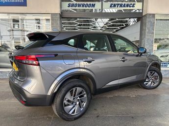 Nissan Qashqai 1.3 DIG-T MHEV Acenta Premium SUV Petrol Hybrid XTRON Euro 6 (s/