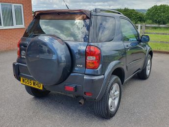 Toyota RAV4 2.0 VVT-i XT-R SUV 3dr Petrol Automatic 4WD (218 g/km, 147 bhp) 
