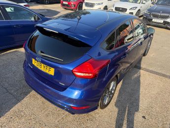 Ford Focus 1.0T EcoBoost ST-Line Hatchback 5dr Petrol Auto Euro 6 (s/s) (12