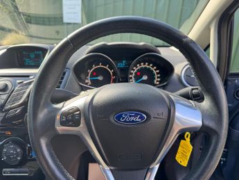 Ford Fiesta 1.0T EcoBoost Zetec Hatchback 5dr Petrol Manual Euro 5 (s/s) (10