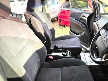 Toyota Estima  2.4L PETROL - 7 SEATER -DUAL SUNROOF- LEATHER SEATS- ULEZ/CAZ P