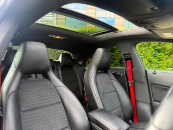 Mercedes-Benz CLA Class 2.0 CLA250 AMG Coupe 4dr Petrol 7G-DCT Euro 6 (s/s) (218 ps)