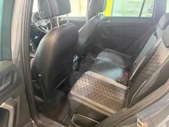 Volkswagen Tiguan 2.0 TDI R-Line Edition SUV 5dr Diesel DSG Euro 6 (s/s) (150 ps)