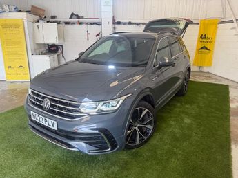Volkswagen Tiguan 2.0 TDI R-Line Edition SUV 5dr Diesel DSG Euro 6 (s/s) (150 ps)