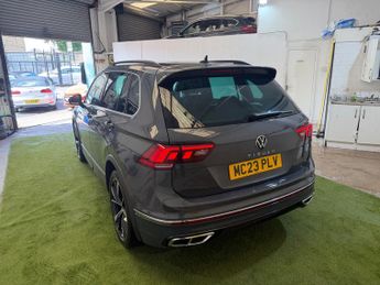 Volkswagen Tiguan 2.0 TDI R-Line Edition SUV 5dr Diesel DSG Euro 6 (s/s) (150 ps)