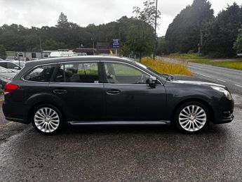 Subaru Legacy 2.5i SE Sport Tourer Lineartronic 4WD Euro 5 5dr (SNavPlus)