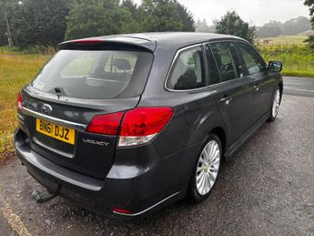 Subaru Legacy 2.5i SE Sport Tourer Lineartronic 4WD Euro 5 5dr (SNavPlus)