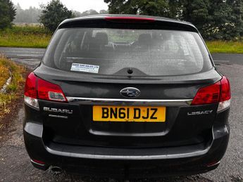 Subaru Legacy 2.5i SE Sport Tourer Lineartronic 4WD Euro 5 5dr (SNavPlus)