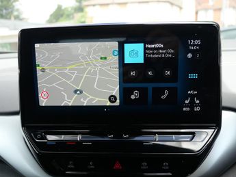 Volkswagen ID.4 Pure 52kWh Life Electric Auto 5dr 1 Owner
