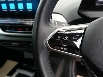 Volkswagen ID.4 Pure 52kWh Life Electric Auto 5dr 1 Owner
