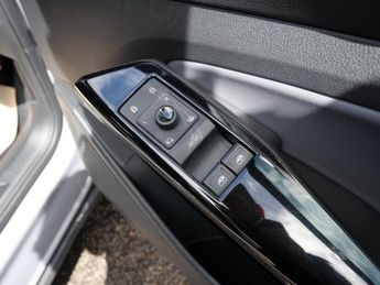 Volkswagen ID.4 Pure 52kWh Life Electric Auto 5dr 1 Owner