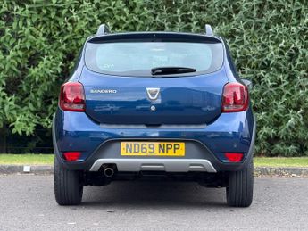 Dacia Sandero Stepway 0.9 TCe Comfort Hatchback 5dr Petrol Manual Euro 6 (s/s) (90 ps)