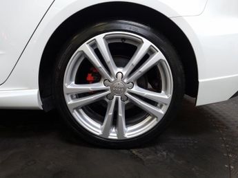 Audi A3 2.0 TFSI S line Sportback 5dr Petrol S Tronic - AUTOMATIC -