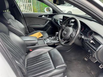 Audi A6 Saloon 2.0 TDI ultra Black Edition Saloon 4dr Diesel S Tronic Euro 6 (s