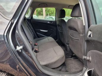Vauxhall Astra 1.6 16v Exclusiv Euro 5 5dr