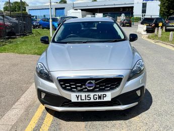 Volvo V40 Cross Country 2.0 D2 Lux Hatchback 5dr Diesel Auto Euro 6 (s/s) (120 ps)
