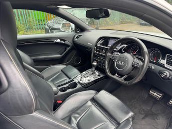 Audi RS5 4.2 FSI V8 Coupe 2dr Petrol S Tronic quattro Euro 5 (450 ps)