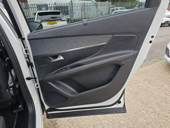 Peugeot 5008 1.6 THP GT Line SUV 5dr Petrol EAT Euro 6 (s/s) (165 ps)
