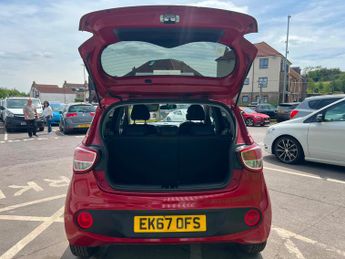 Hyundai i10 1.2 Premium Hatchback 5dr Petrol Manual Euro 6 (87 ps)