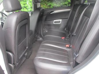 Vauxhall Antara 2.2 CDTi SE SUV 5dr Diesel Auto 4WD Euro 5 (SNav) (163 ps)