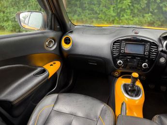 Nissan Juke 1.5 dCi 8v Tekna SUV 5dr Diesel Manual Euro 5 (s/s) (110 ps)