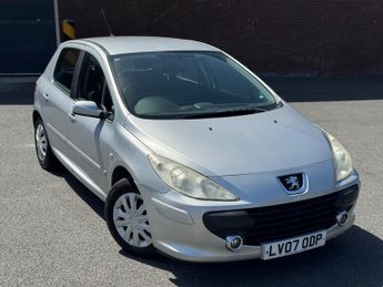 Peugeot 307 1.4 16v X-Line Hatchback 5dr Petrol Manual (155 g/km, 90 bhp)