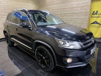 Volkswagen Tiguan 2.0 TDI BlueMotion Tech R-Line SUV 5dr Diesel DSG 4WD Euro 5 (s/