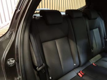 Nissan Juke 1.6 Tekna SUV 5dr Petrol XTRON - AUTOMATIC - ONLY 28000 MILES -