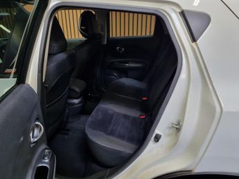 Nissan Juke 1.6 Bose Personal Edition SUV 5dr Petrol XTRON Euro 6 (112 ps)