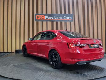 Skoda Superb 2.0 TSI SportLine Hatchback 5dr Petrol DSG Euro 6 - ONLY 40000 M