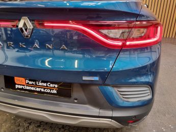 Renault Arkana 1.6 E-TECH S Edition SUV 5dr Petrol Hybrid Auto 2WD - 4 RENAULT 