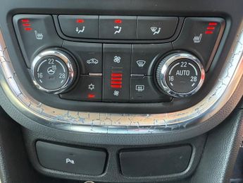 Vauxhall Mokka 1.4i Turbo SE SUV 5dr Petrol Auto 2WD Euro 6 (140 ps)