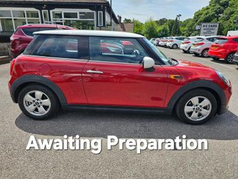 MINI Hatch 1.5 Cooper Hatchback 3dr Petrol Auto Euro 6 (s/s) (136 ps)
