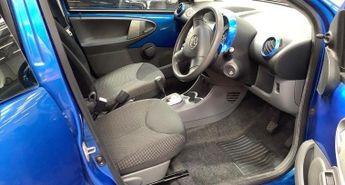 Toyota Aygo 1.0 VVT-i Blue Hatchback 5dr Petrol MultiMode Euro 4 (67 bhp)