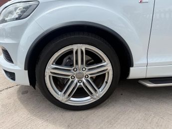 Audi Q7 3.0 TDI V6 S line Plus SUV 5dr Diesel Tiptronic quattro Euro 5 (