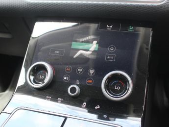 Land Rover Range Rover Velar 2.0 D240 SE SUV 5dr Diesel Auto 4WD Euro 6 (s/s) (240 ps)