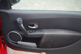 Renault Clio 1.6 VVT Dynamique S Hatchback 3dr Petrol Automatic (179 g/km, 11