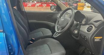 Hyundai i10 1.2 Comfort Hatchback 5dr Petrol Auto Euro 4 (77 bhp)