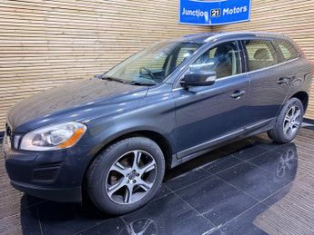 Volvo XC60 2.4 D5 SE Lux SUV 5dr Diesel Geartronic AWD Euro 5 (215 ps)