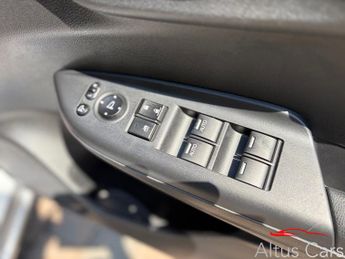Honda Jazz 1.3 i-VTEC EX Navi Hatchback 5dr Petrol CVT Euro 6 (s/s) (102 ps